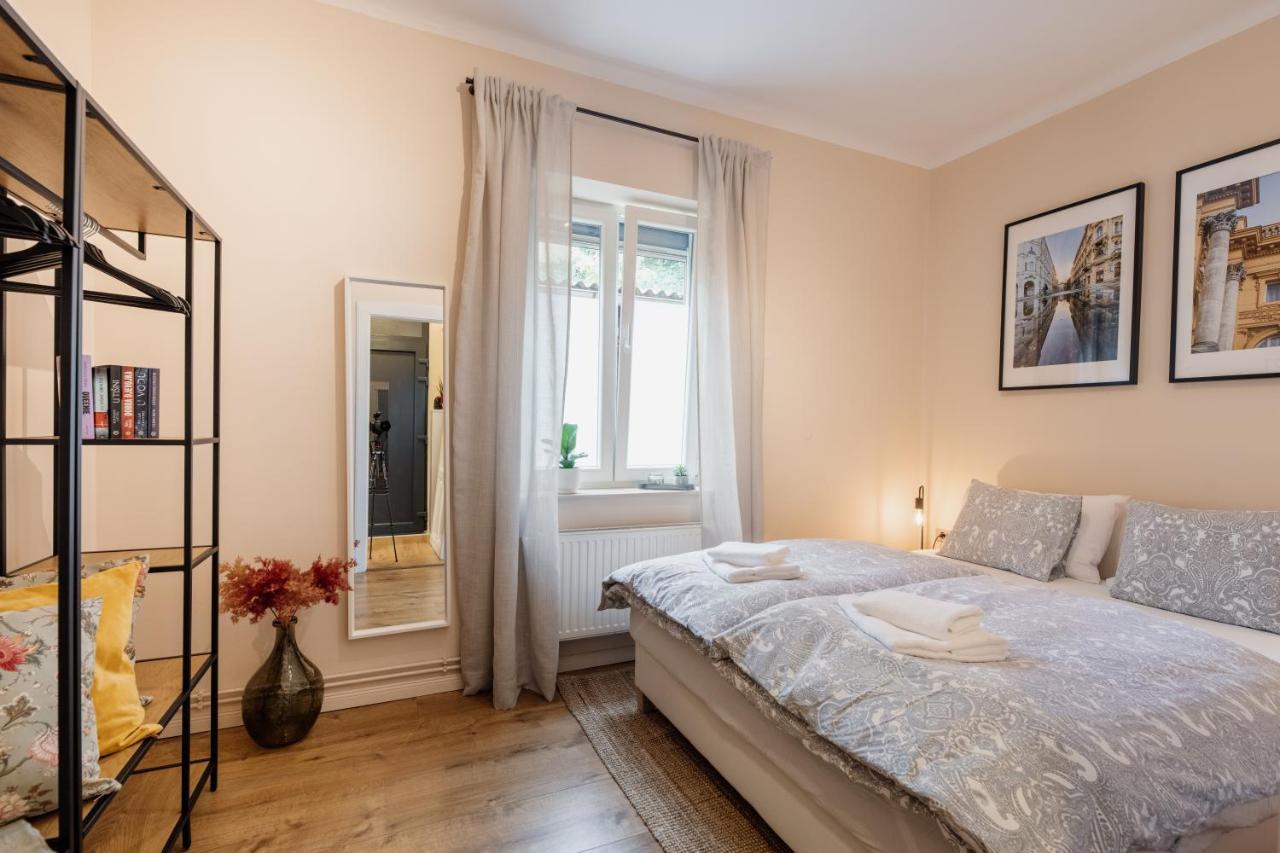 Mm Apartment Zagreb Buitenkant foto